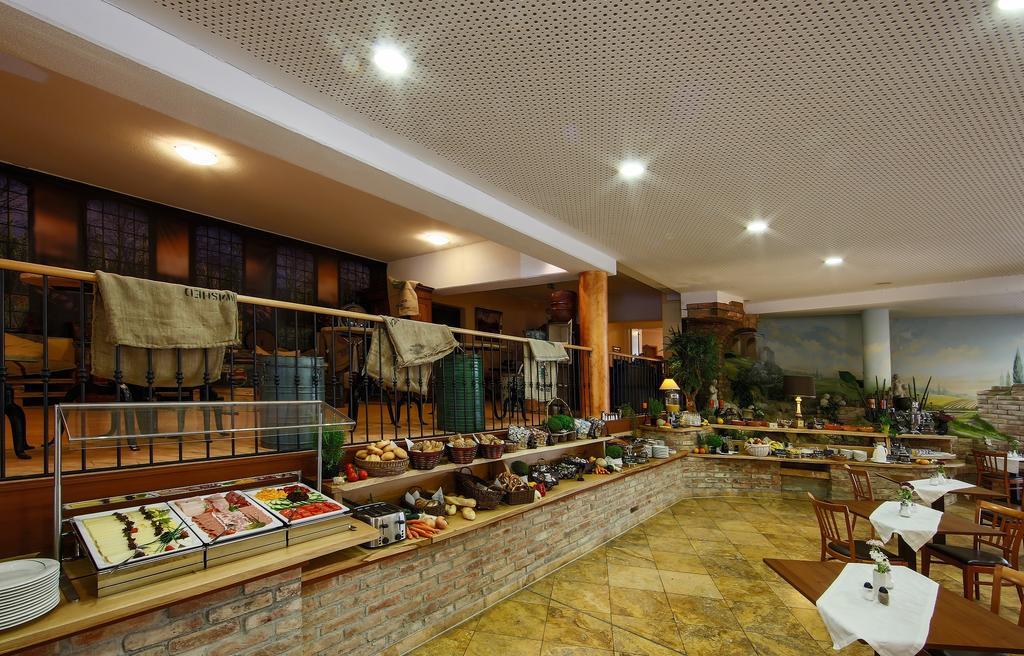 Hotel Hallertau Wolnzach Ngoại thất bức ảnh